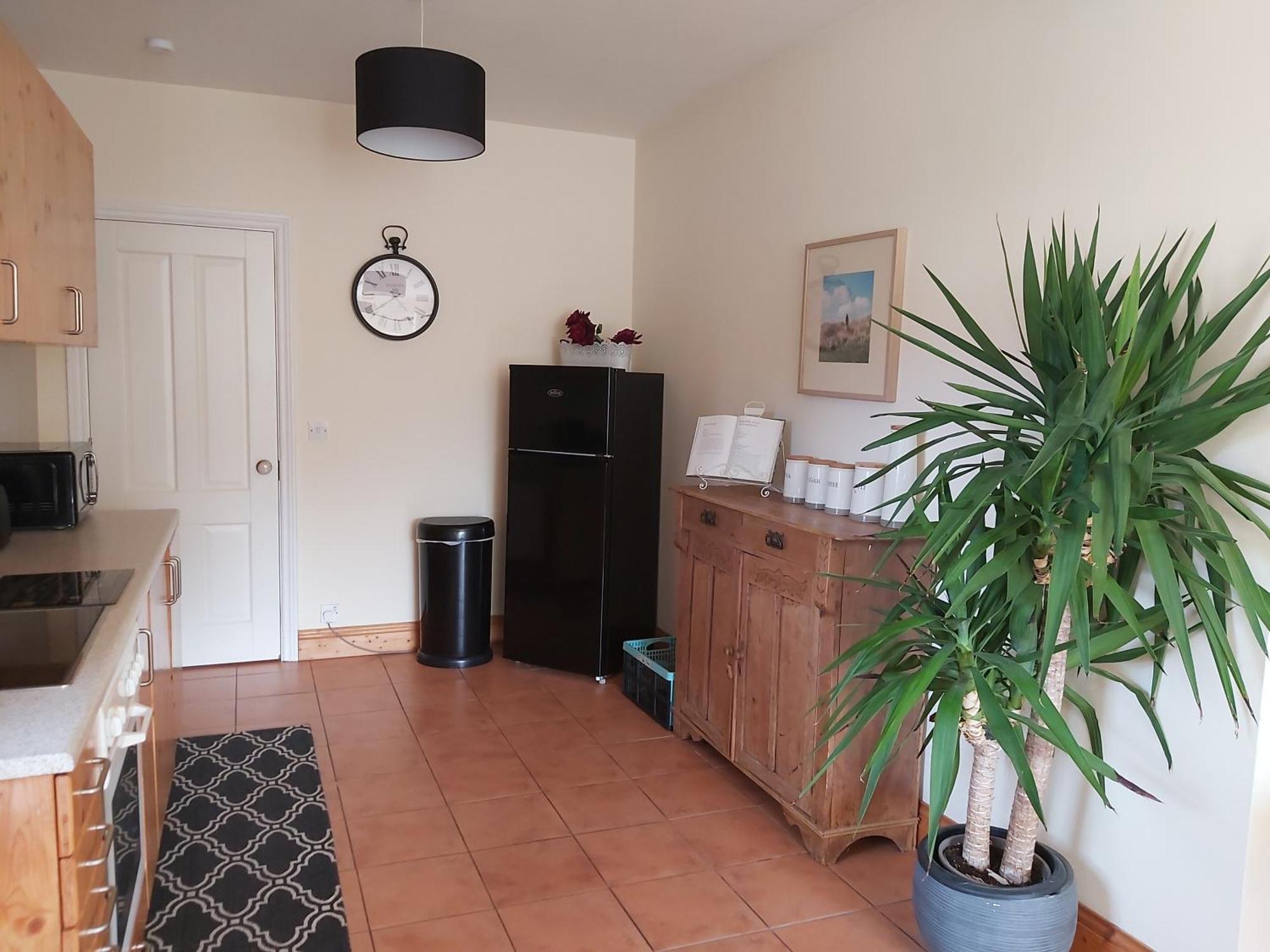 Shanakeever Farm - 2 Bedroom Apartment Clifden Room photo